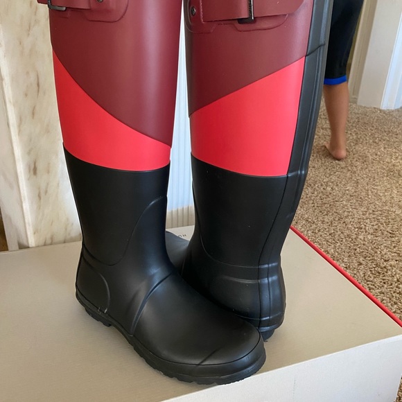 Hunter Asymmetric Colorblock Welly Boot LIKE NEW - Picture 3 of 10